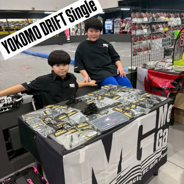 ブラシレスサーボ ULTIMA メタルガレージ　l-Garage ヨコモ ドリパケ用 アルミ製フロントサーボキット - Metal-Garage